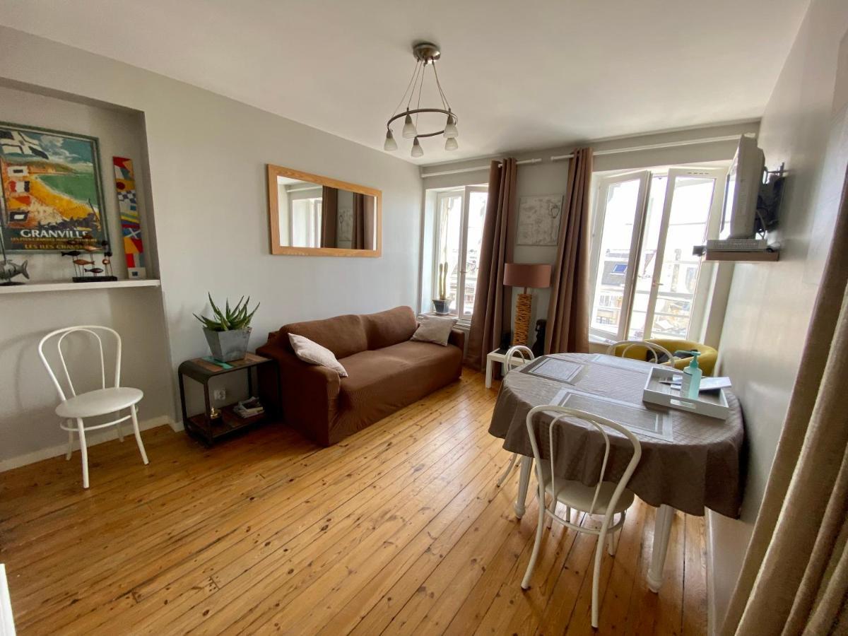 Appartement Le Petit Logis à Granville Extérieur photo