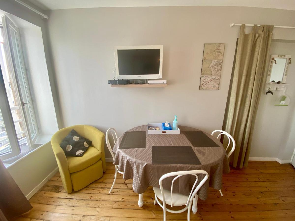 Appartement Le Petit Logis à Granville Extérieur photo